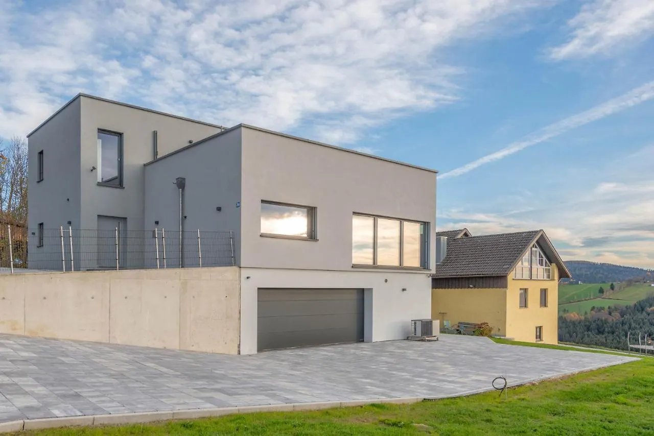 Moderne Villa Mit Whirlpool Und Heimkino Waldkirchen