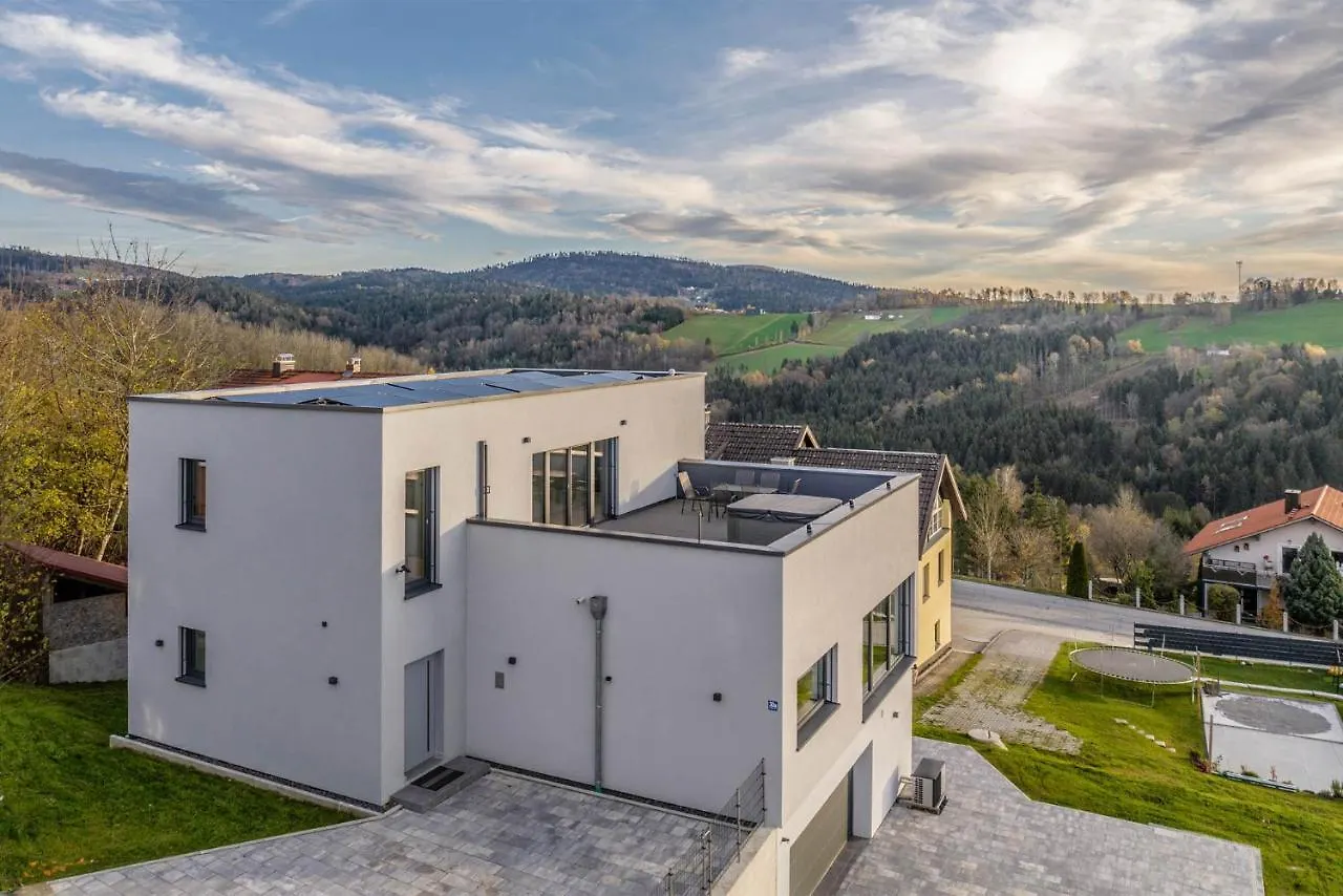Moderne Villa Mit Whirlpool Und Heimkino Waldkirchen